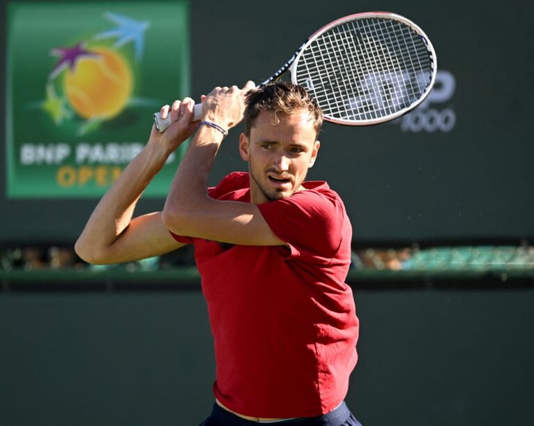 Russian, Belarusian players call for peace as Ukraine conflict rages
