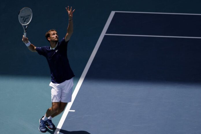 Medvedev one win from reclaiming world number one spot at Miami Open