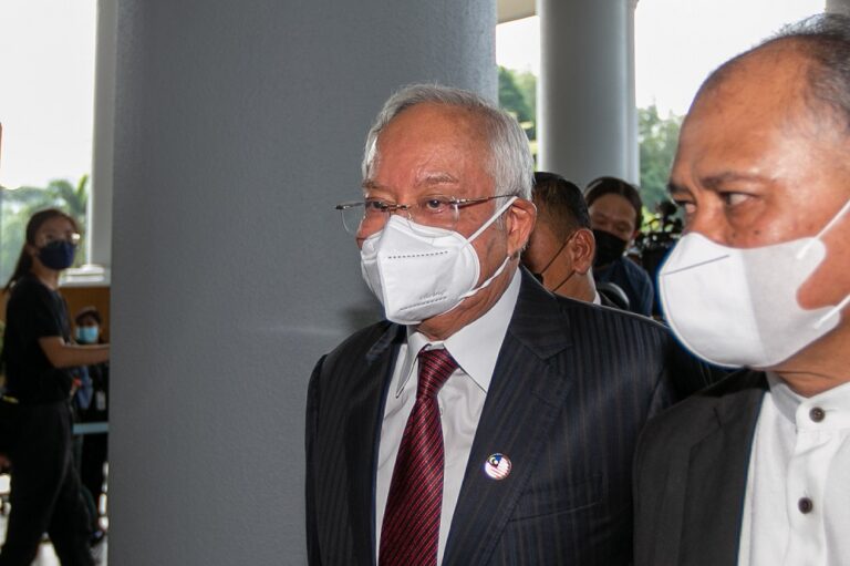 SRC obtains Mareva injunction against Najib, preventing him from transferring assets of RM42m