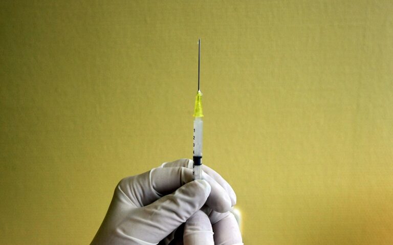 Australia battles spread of Japanese encephalitis