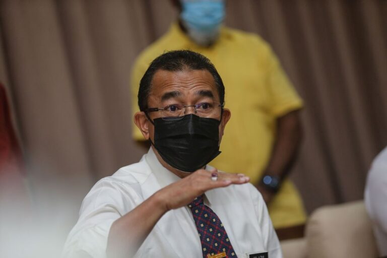 Deputy health minister urges public not to be influenced by dubious Covid-19 RTK antigen test results