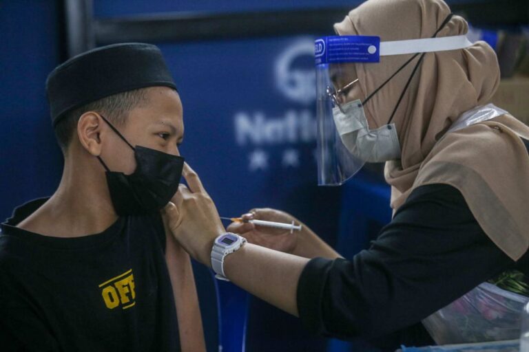 CovidNow: Over 91pc of Malaysia’s adolescent population fully vaccinated