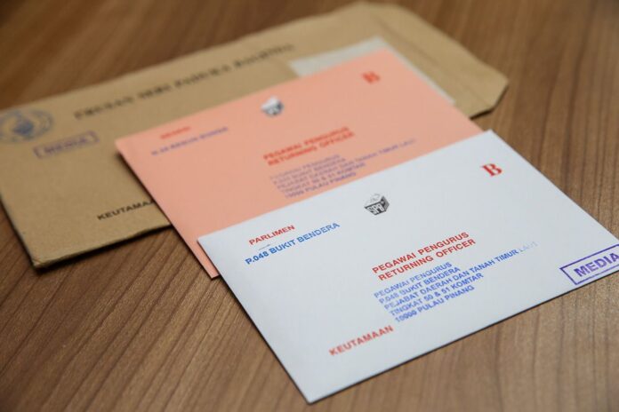 Johor polls: Malaysians in Singapore join hands to bring postal votes back to state