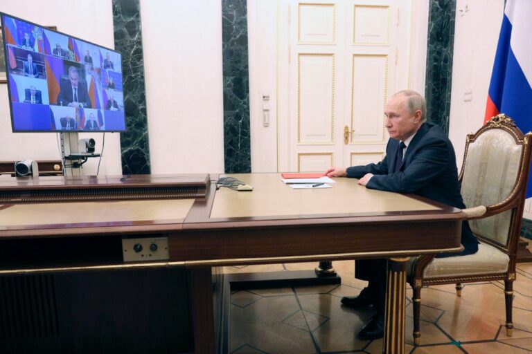 Putin says Russia to welcome volunteers from Middle East to fight Ukraine