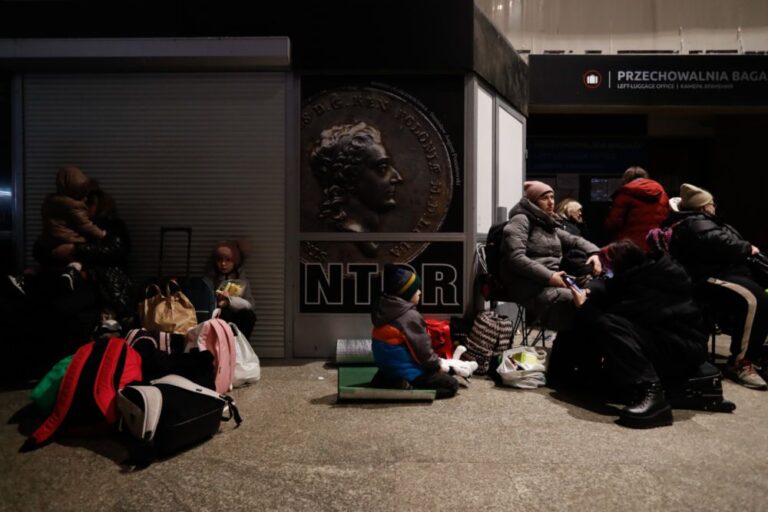 Ukrainian refugees near 1.5m as Russian assault enters 11th day