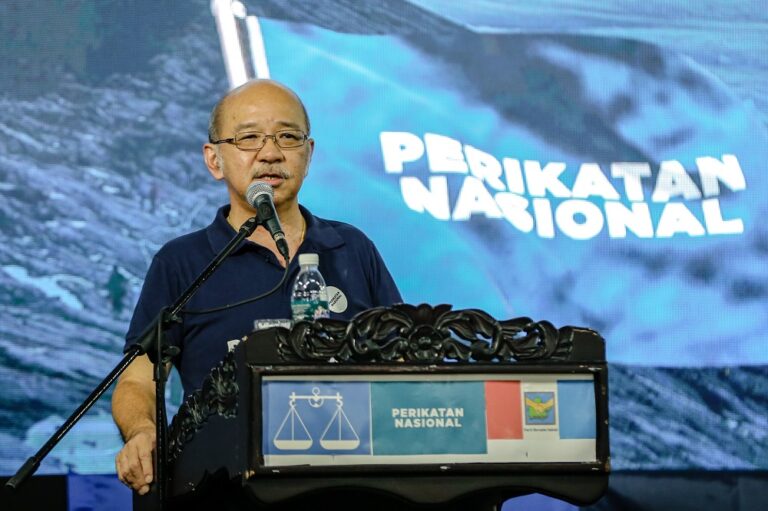 Ex-CM pushes for Sabah IC to weed out dubious citizenship holders