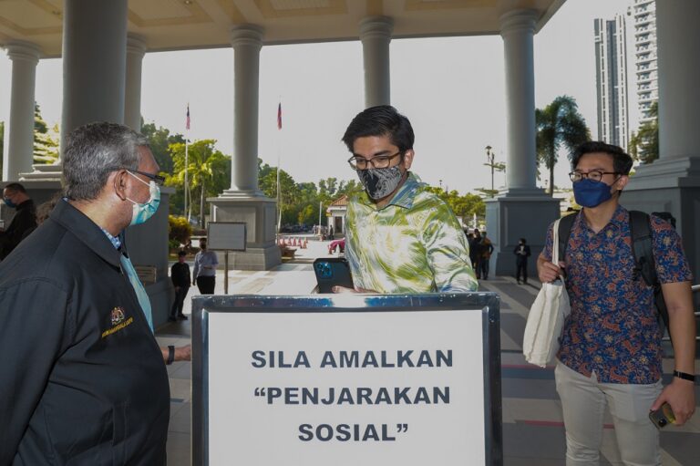 Prosecution files two amended CBT charges against Muar MP Syed Saddiq