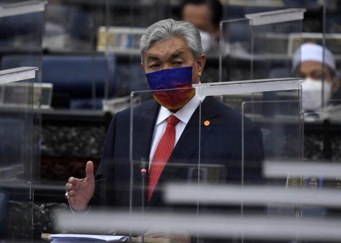 Zahid: Don't discuss internal party issues in Dewan Rakyat
