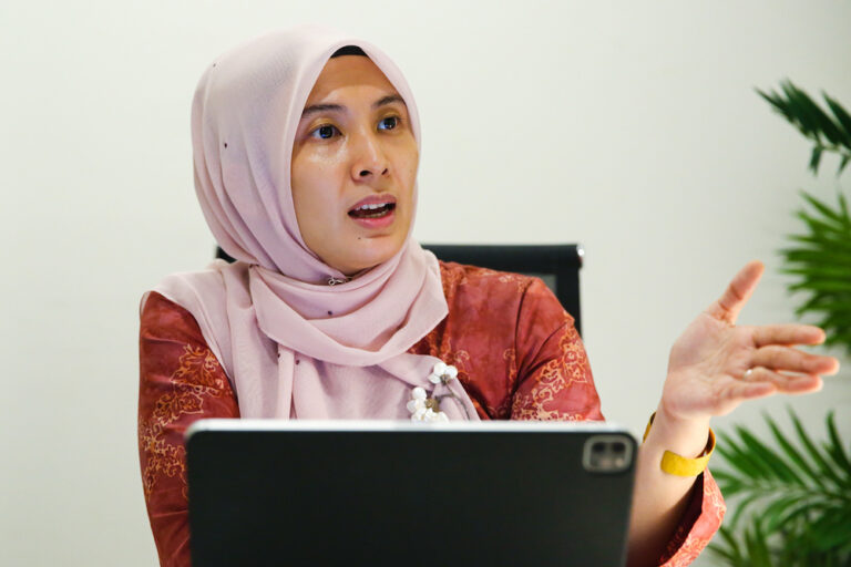 Nurul Izzah: Identity politics is unhealthy, politicians should bridge divides and not ‘fan the flames’
