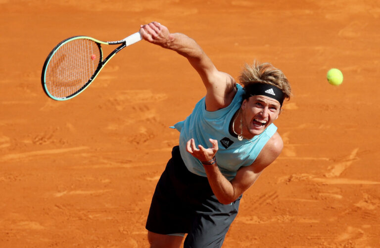 Tsitsipas, Zverev coast into Monte Carlo quarter-finals