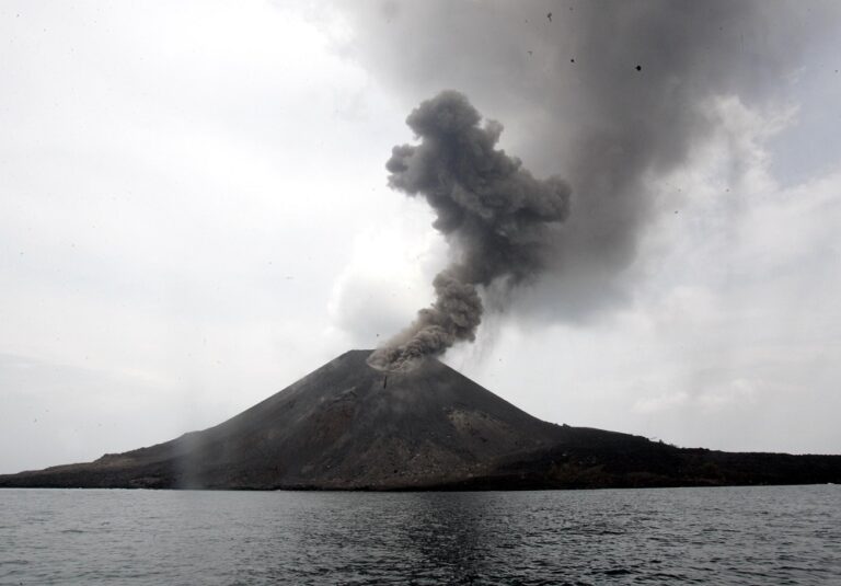 Indonesia raises alert level for Krakatoa's offspring volcano