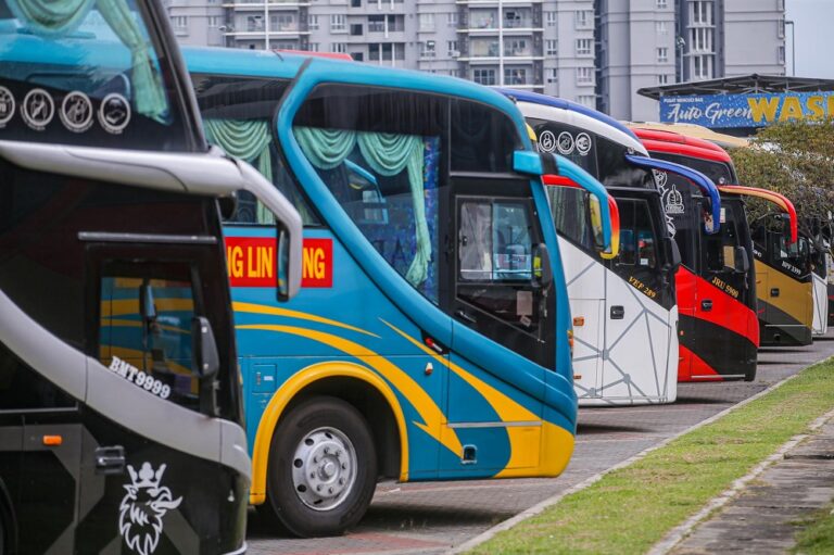 RTD personnel to go undercover as passengers on express buses