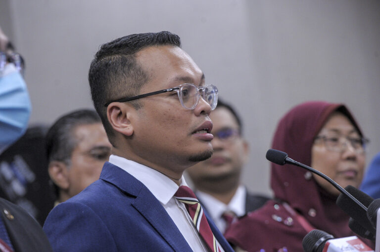 Report: PKR’s Nik Nazmi calls for more inclusivity in discussions with DAP, Amanah