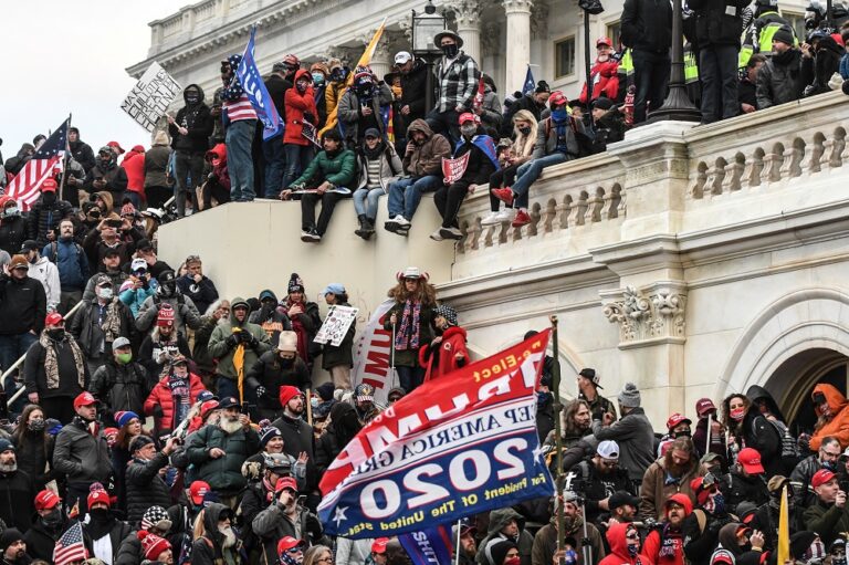 Man faces sentencing for bringing guns, Molotov cocktails to US Capitol ahead of riot