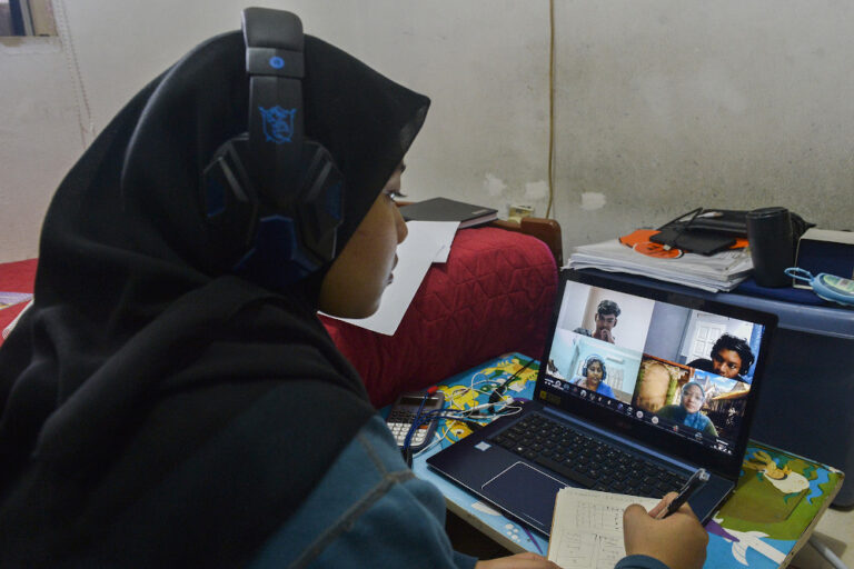 Suhakam survey: Over one in two students found online studying inferior