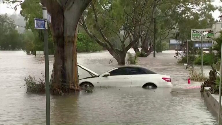 Strong winds, huge seas batter Australia’s southeast even as rains ease