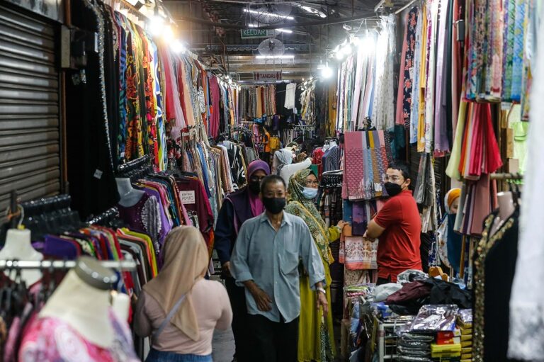 Malaysia’s business community welcomes easing of Covid-19 related SOPs on May 1