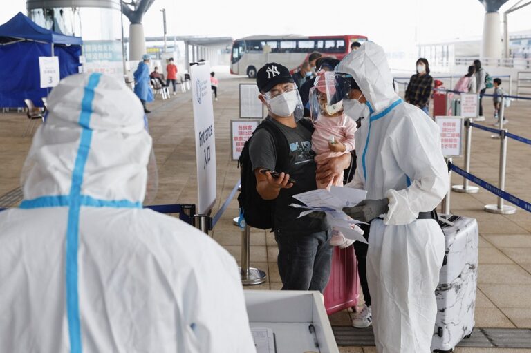 Hong Kong health authorities report 3,709 new Covid cases