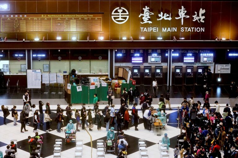 Taiwan sees 1,000 daily local Covid-19 cases by end of month