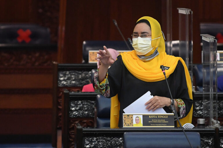 National Unity minister: Strengthen spirit of Keluarga Malaysia this Ramadan