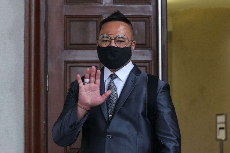 Appellate court rules Khairuddin’s notice of appeal incompetent, reinstatement suit questioning Emergency advice by PM to King struck out