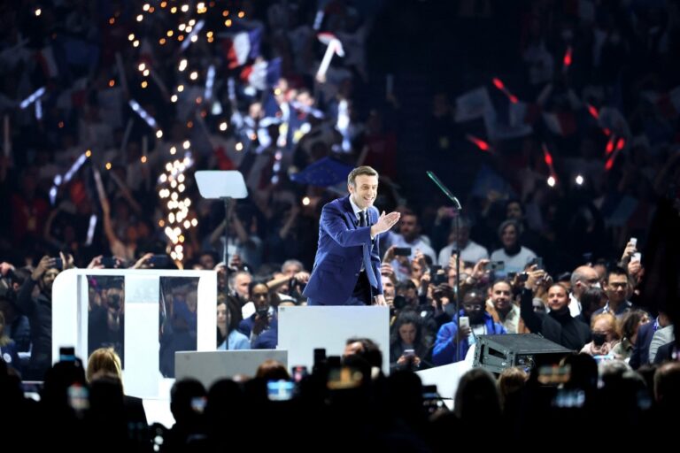 Macron calls for ‘mobilisation’ at first rally as French polls tighten