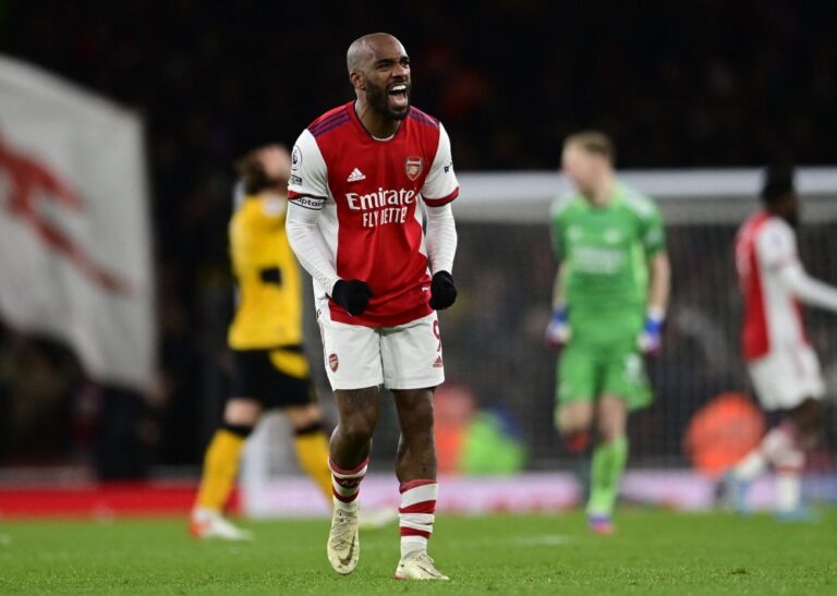 Arteta urges Lacazette to stay focused amid talk of Arsenal exit