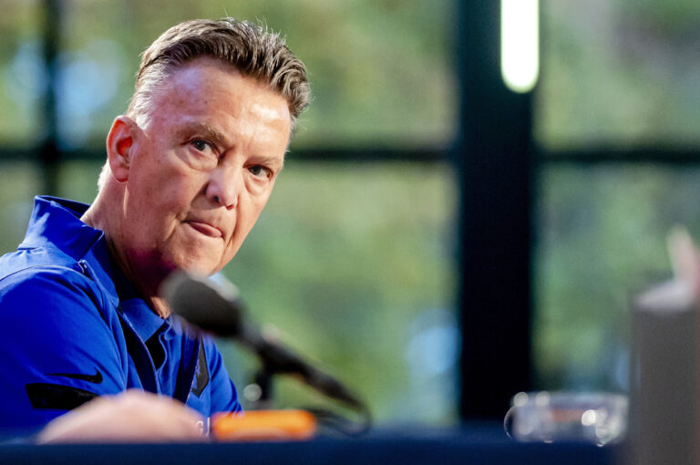 Netherlands coach Louis van Gaal diagnosed with prostate cancer