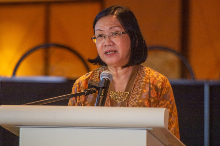 Shariah court sentences Petaling Jaya MP Maria Chin to one week jail for ‘insulting’ Islamic judicial system