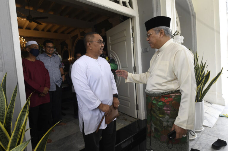 Jendela: Fibre optic line to be installed at 312 schools in Kedah, says MB