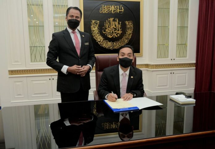 Johor MB in Singapore for four-day working visit