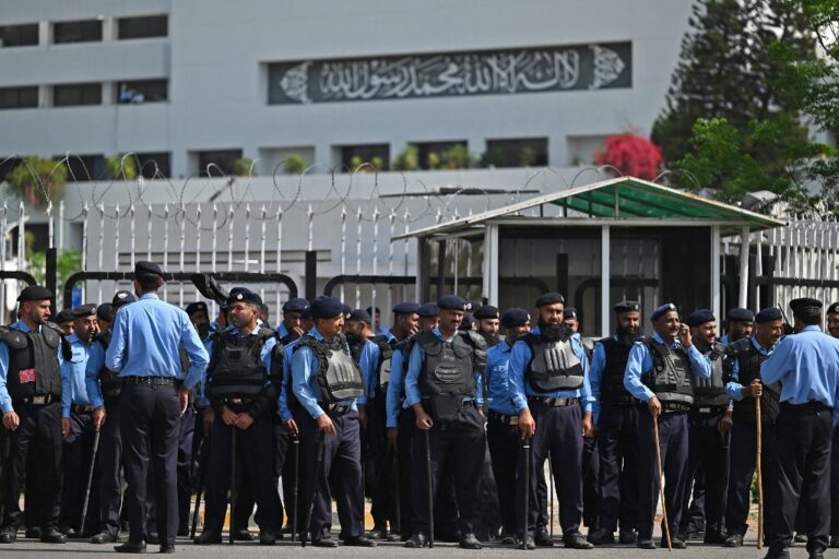 Pakistan lawmakers clash as PM no-confidence vote adjourned again