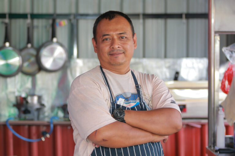 F&amp;B businesses in Klang Valley struggle to hire locals, no takers despite higher wages