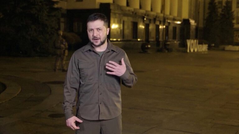 Ukraine demands tough global response to train station missile strike