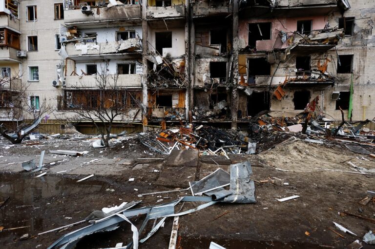 Residents should delay return to Ukraine’s capital, says mayor