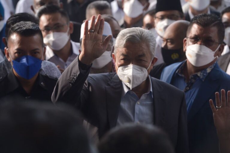 Ahmad Zahid to take stand tomorrow over charges involving Yayasan Akalbudi funds