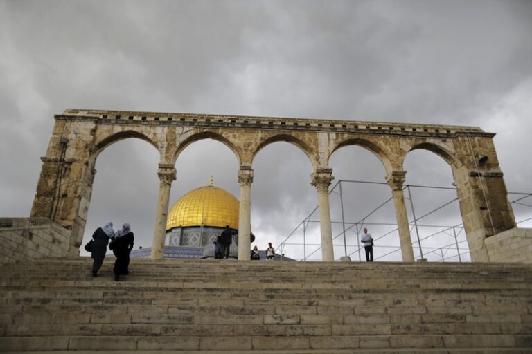 Arab League urges Israel to stop Jewish prayers at Al-Aqsa mosque