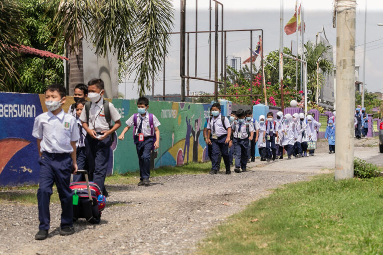 Education Ministry: Primary students to attend school without rotation starting April 17