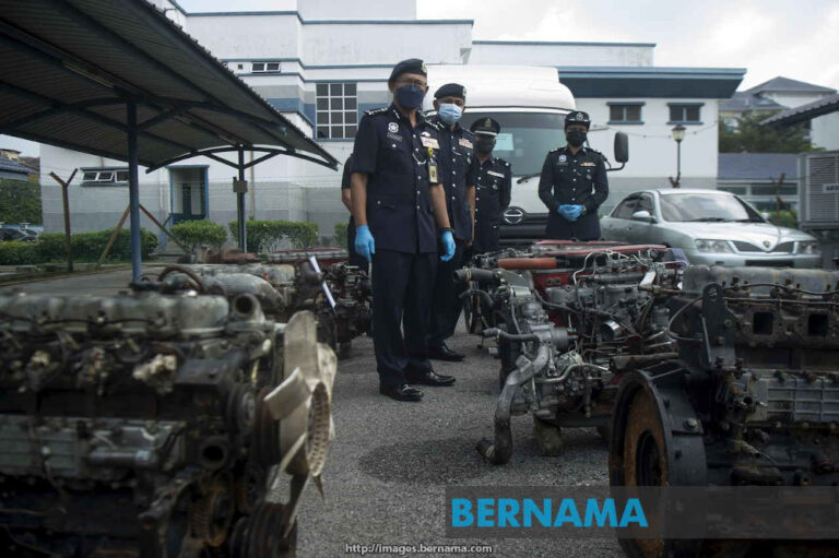 Selangor police solve 10 lorry theft cases, 10 nabbed