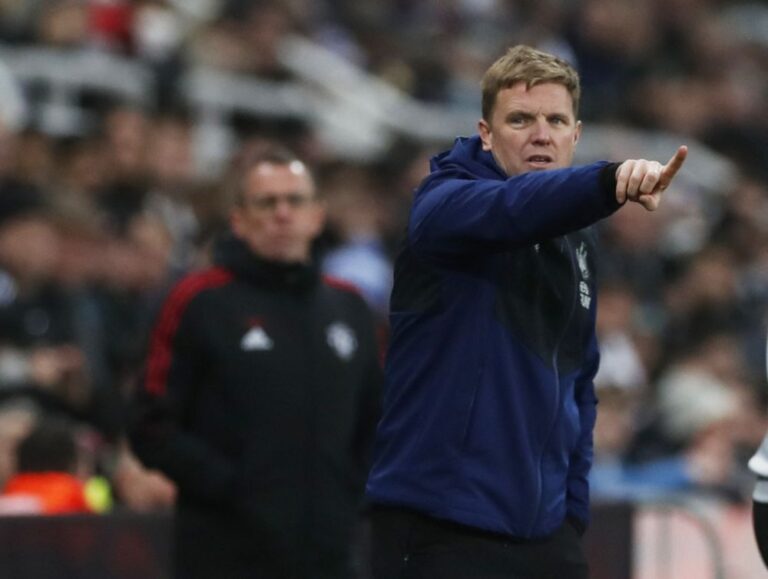 Howe plays down Newcastle 'revolution' in transfer window