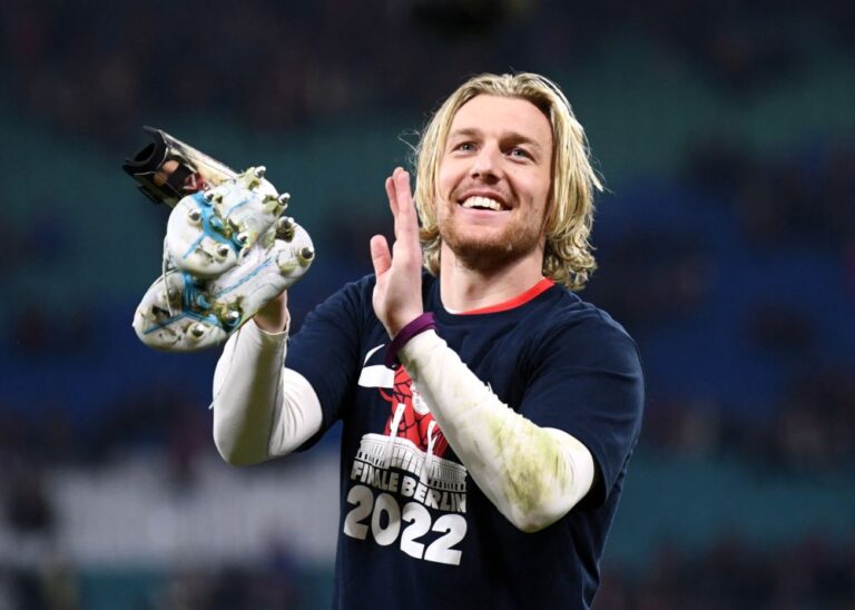 Late Forsberg goal sends Leipzig into German Cup final
