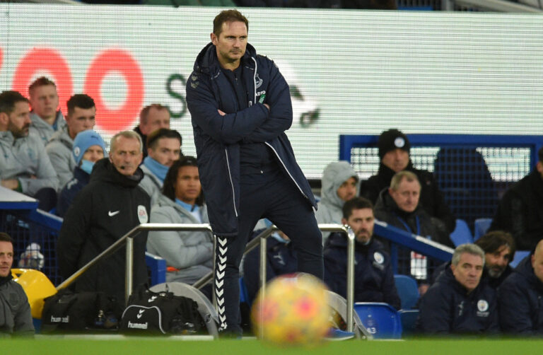 Everton's Lampard says he signed up for the pressure as sacking calls grow