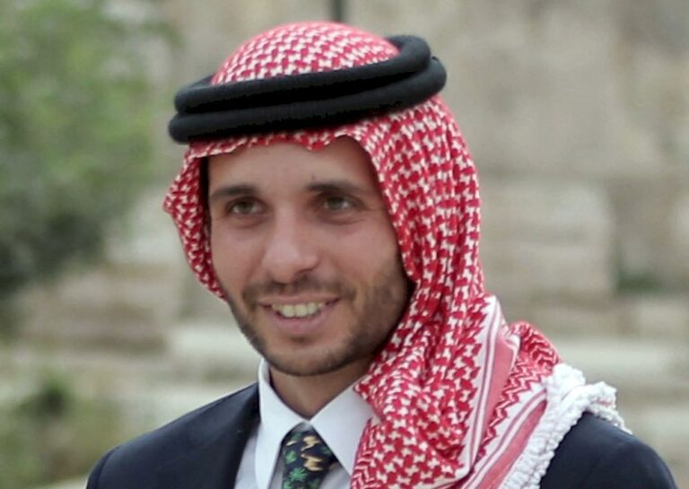 Jordan’s Prince Hamza relinquishes title