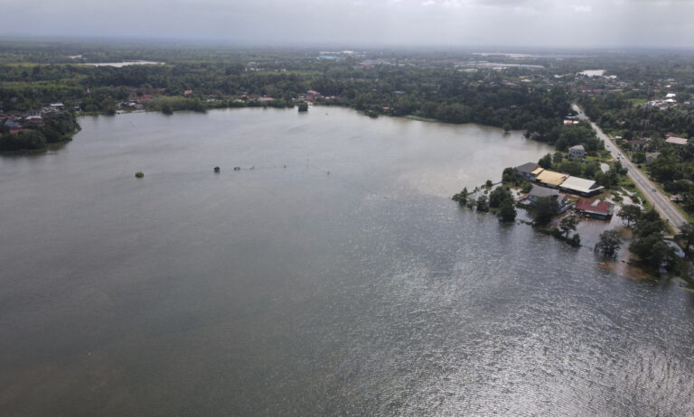 Over RM2 billion needed to solve flood problems along Sungai Golok, says minister