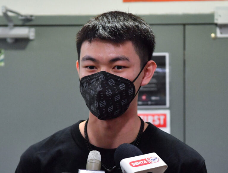 Zii Jia back at training camp, fully focused on BAC