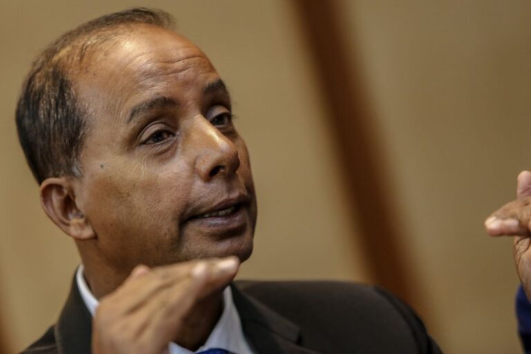 Kulasegaran: Hamid Bador must prove ‘cartel’ within police force claims following IGP’s denial