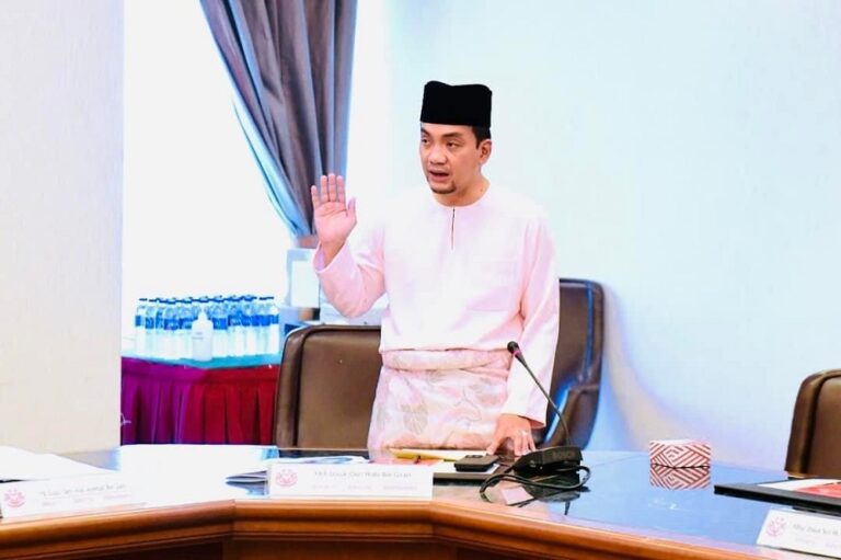 Johor MB Onn Hafiz appointed to Umno Supreme Council