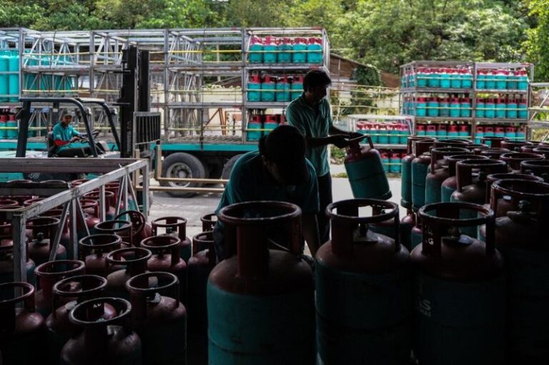 Pending assemblywoman Yong insists Sarawak CM promised lower LPG cylinder price
