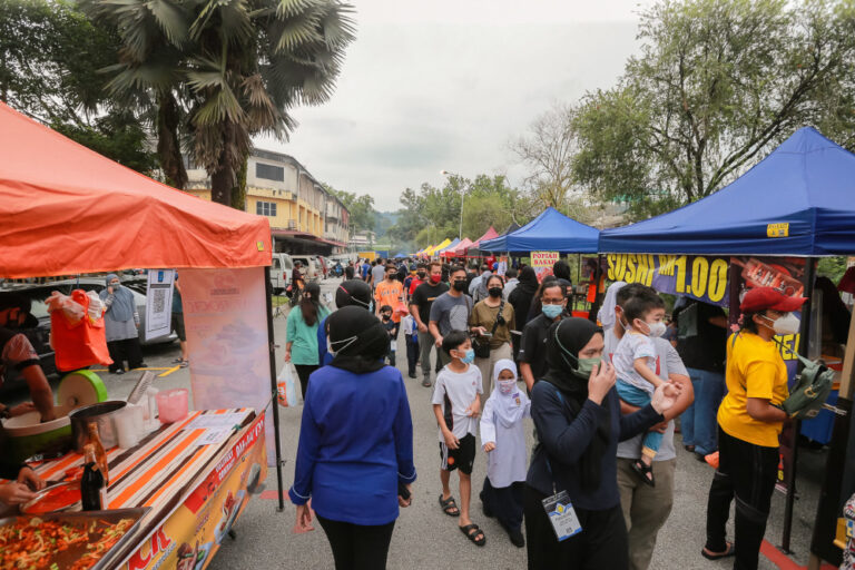 Covid-19: Parents urged not to take children to Ramadan bazaars
