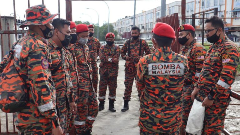 Johor MB vows to find missing foreign divers, will keep embassies notified
